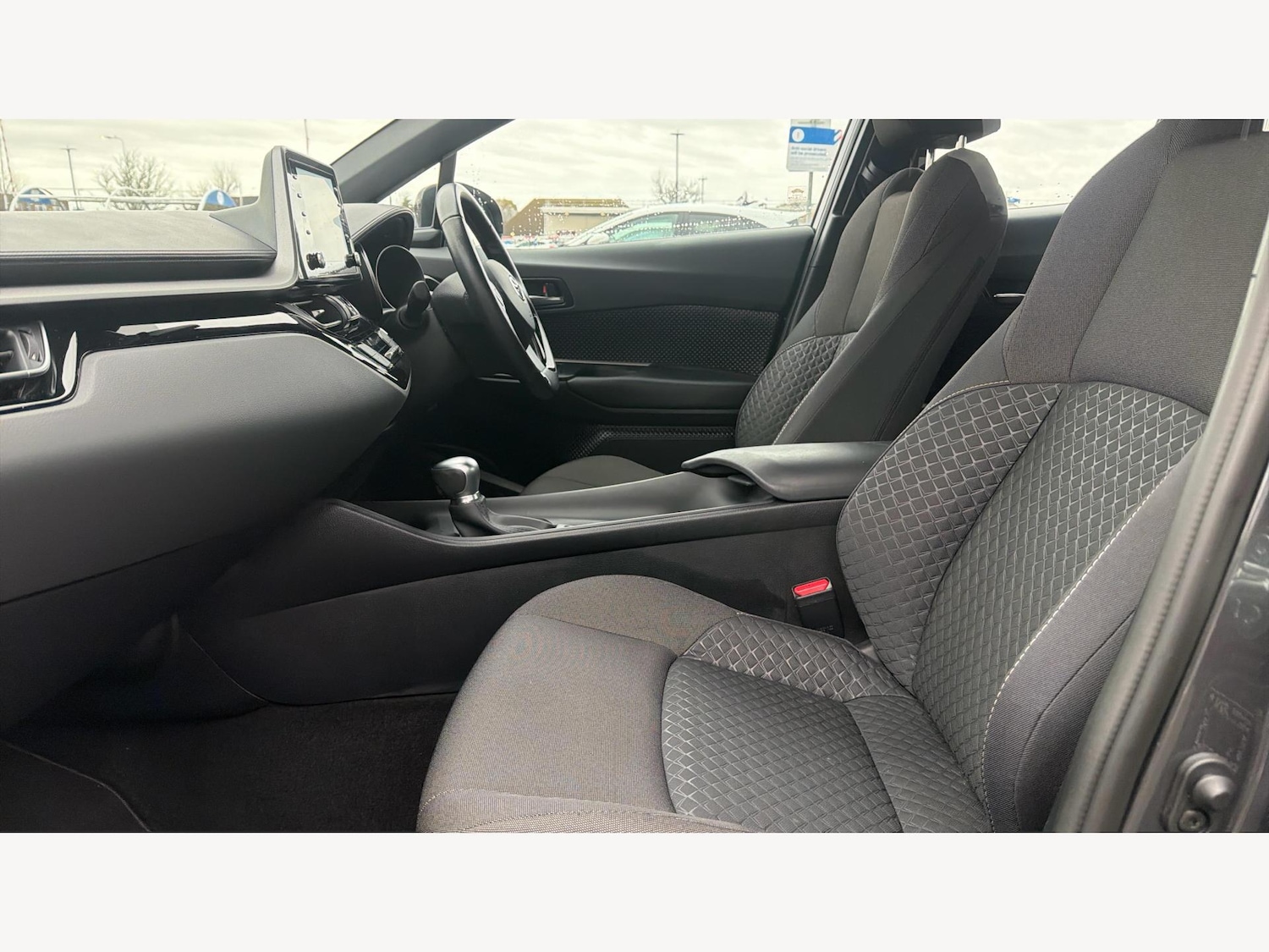 Used Toyota C-HR 2023 for sale - 77066456: Photo 12