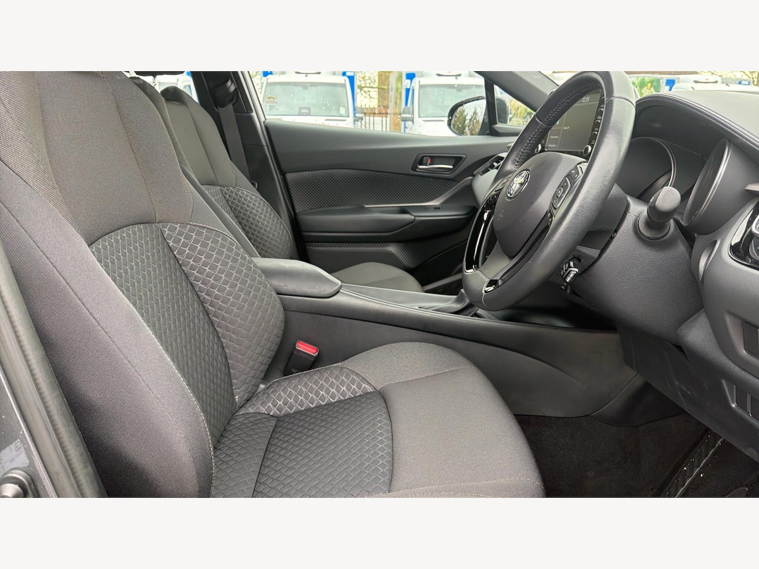 Used Toyota C-HR 2023 for sale - 77066456: Photo 13