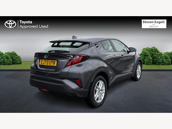 Used Toyota C-HR 2023 for sale - 77066456: Photo