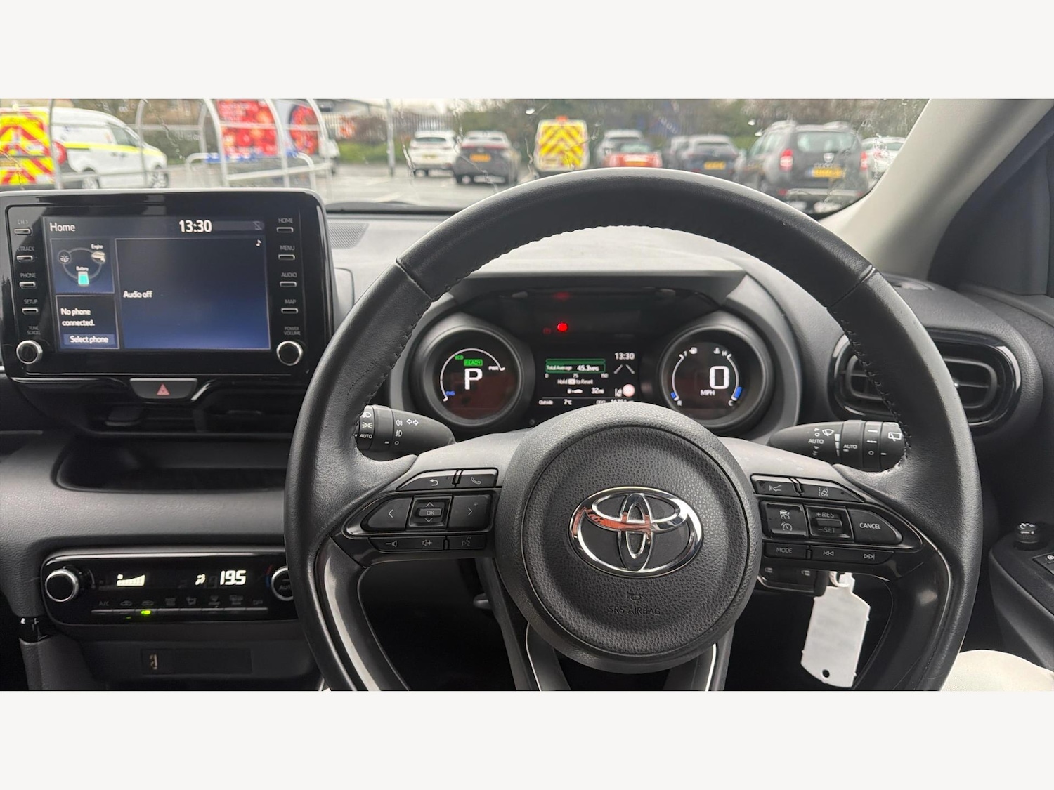 Used Toyota Yaris 2023 for sale - 77376253: Photo 8