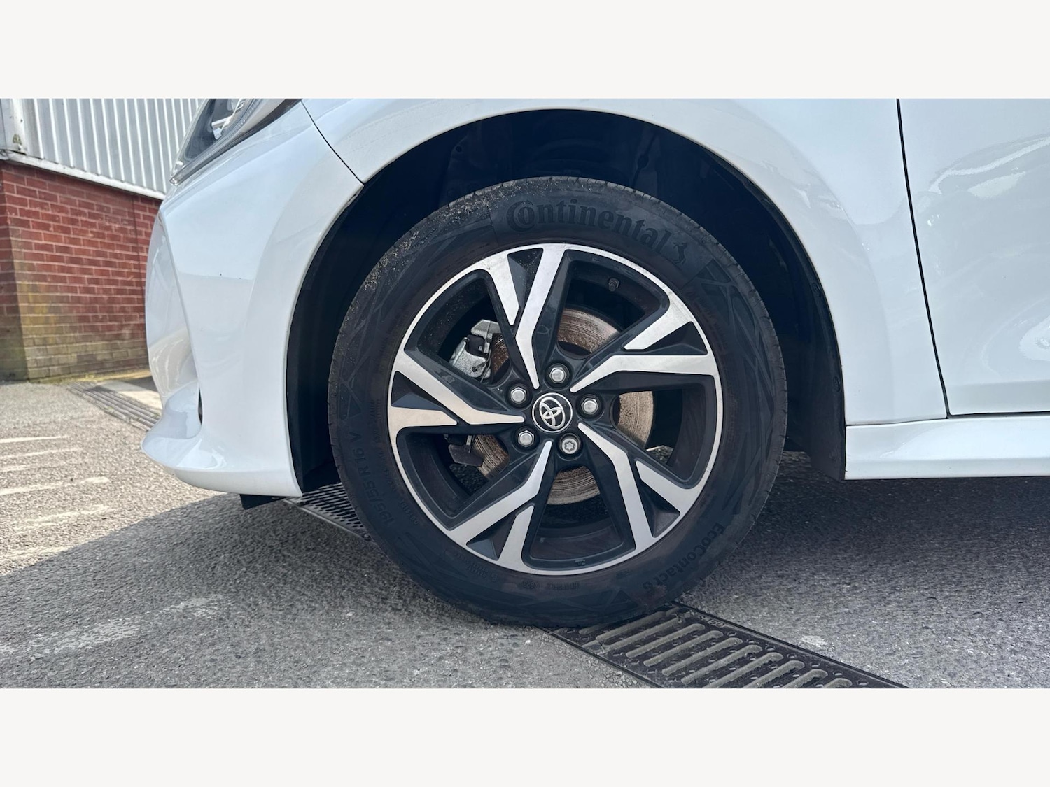 Used Toyota Yaris 2024 for sale - 76109170: Photo 20