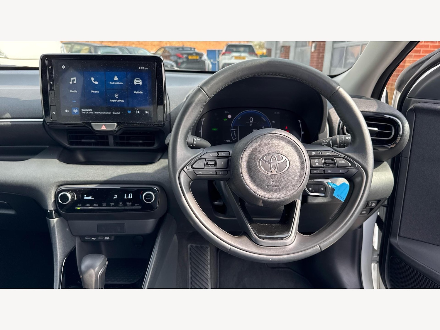 Used Toyota Yaris 2024 for sale - 76109170: Photo 8