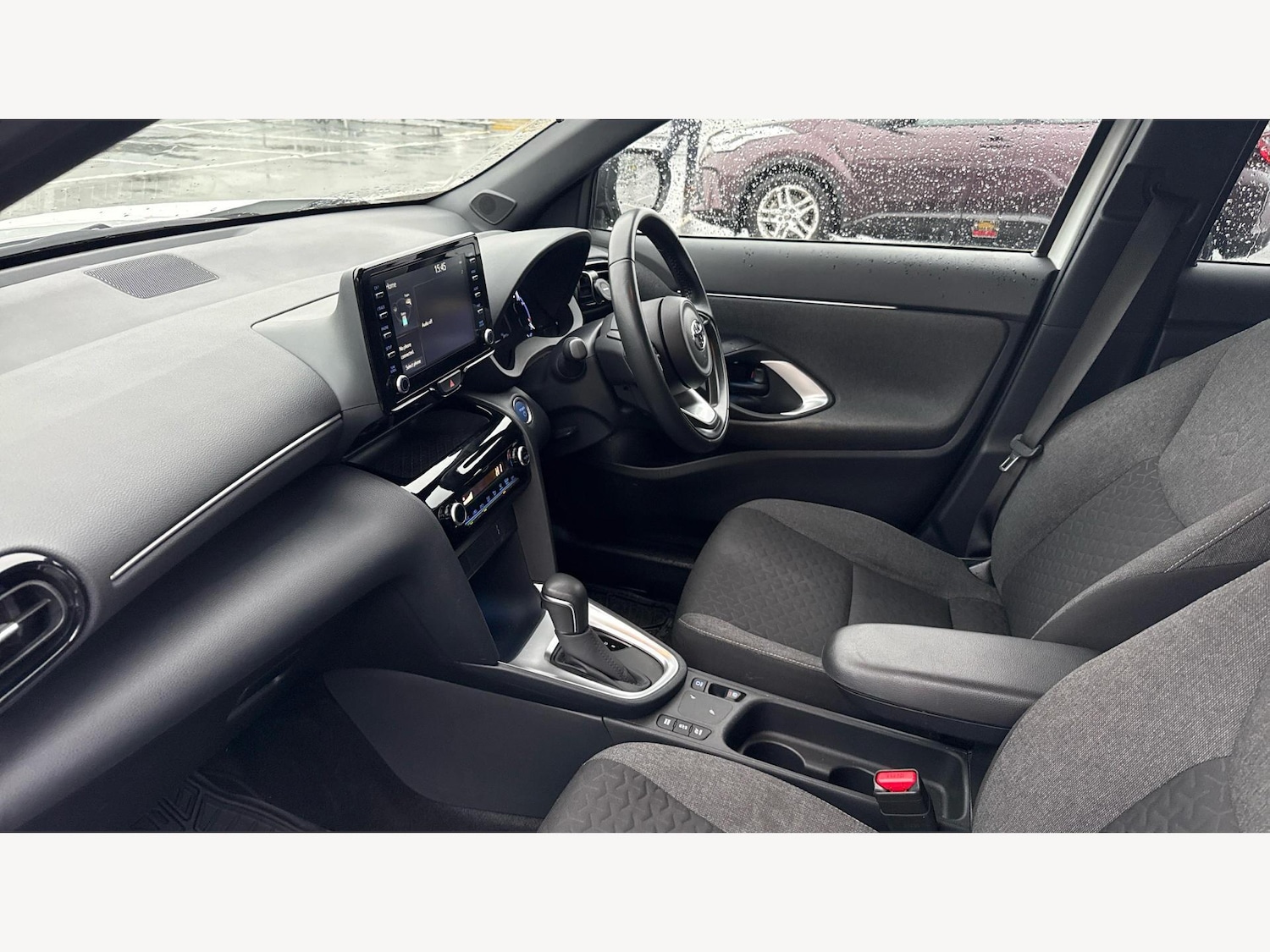 Used Toyota Yaris Cross 2021 for sale - 77067041: Photo 12