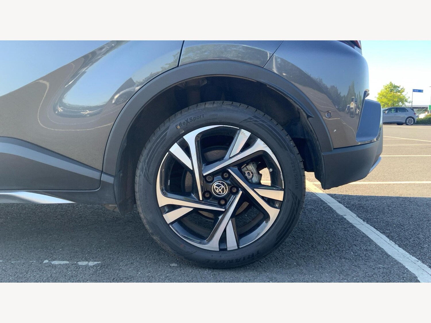 Used Toyota C-HR 2023 for sale - 76472398: Photo 20