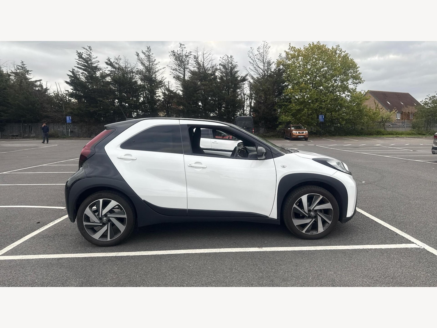 Used Toyota Aygo X 2024 for sale - 76348870: Photo 18