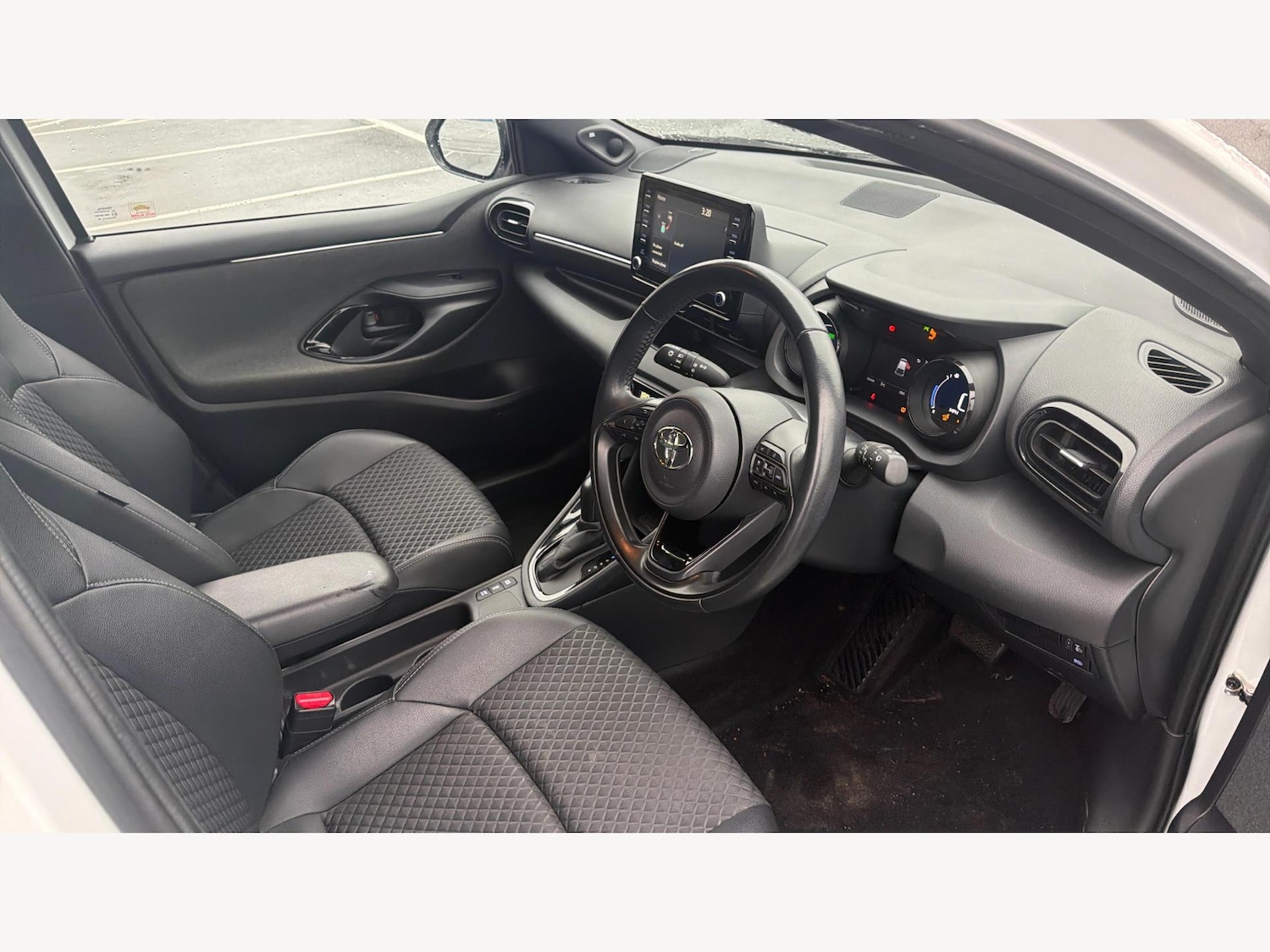 Used Toyota Yaris for sale - 77784554: Photo 13