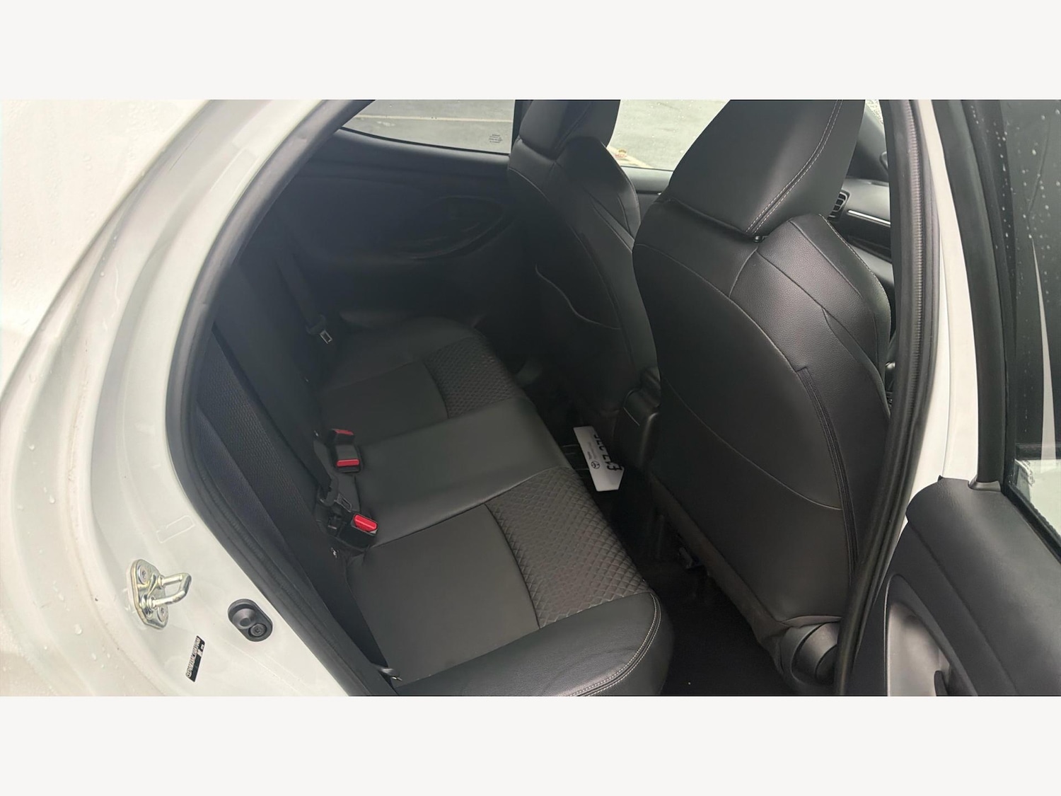 Used Toyota Yaris for sale - 77784554: Photo 14