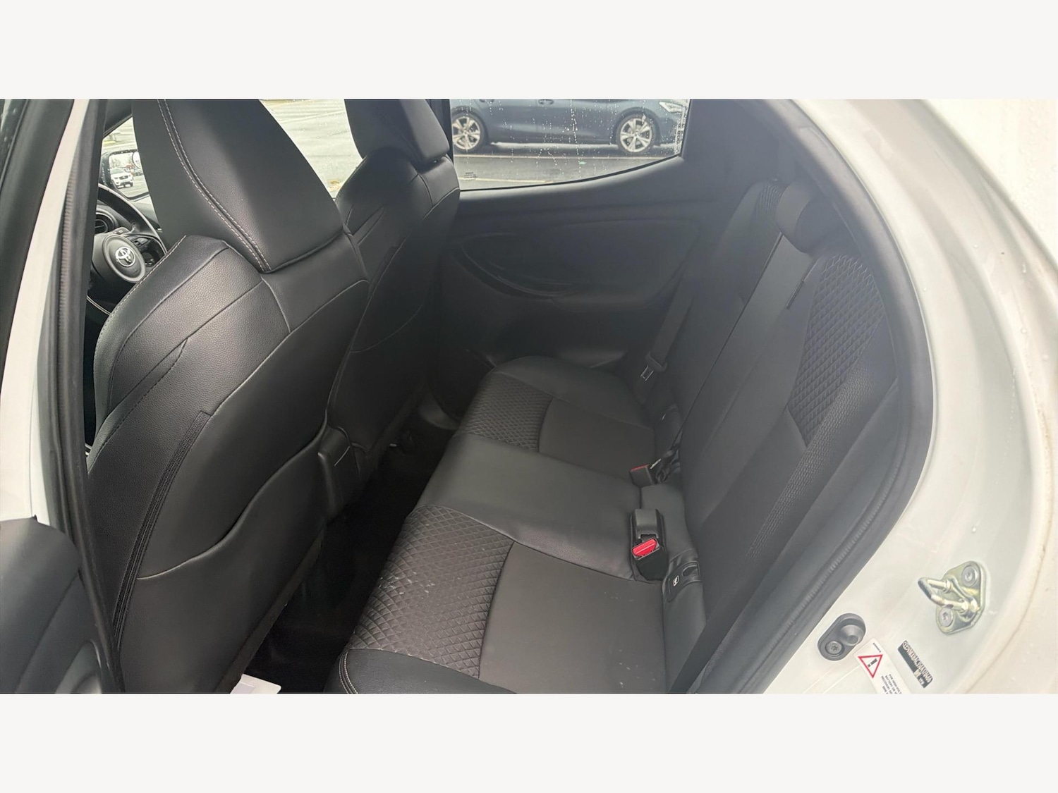 Used Toyota Yaris for sale - 77784554: Photo 15