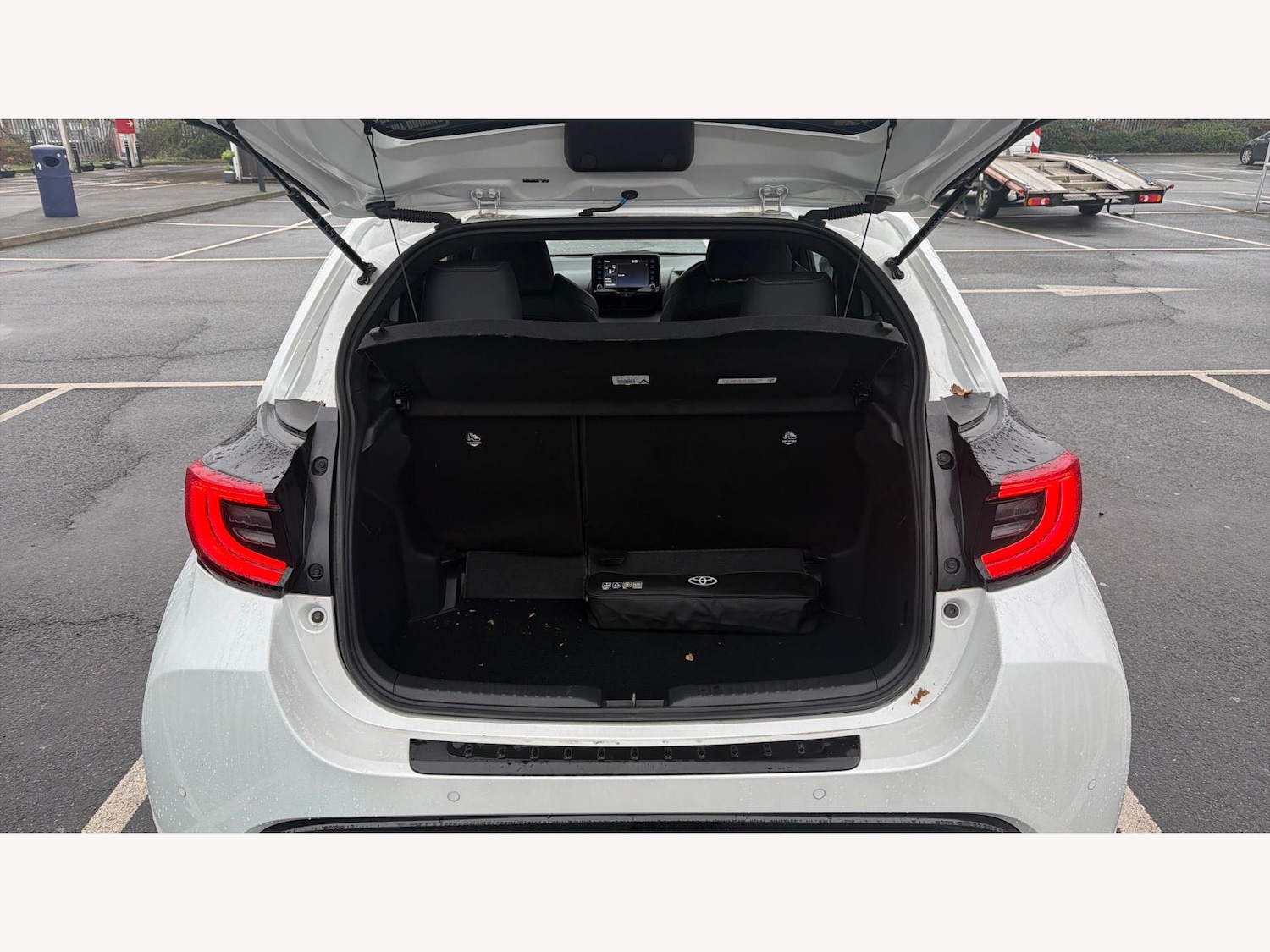 Used Toyota Yaris for sale - 77784554: Photo 16