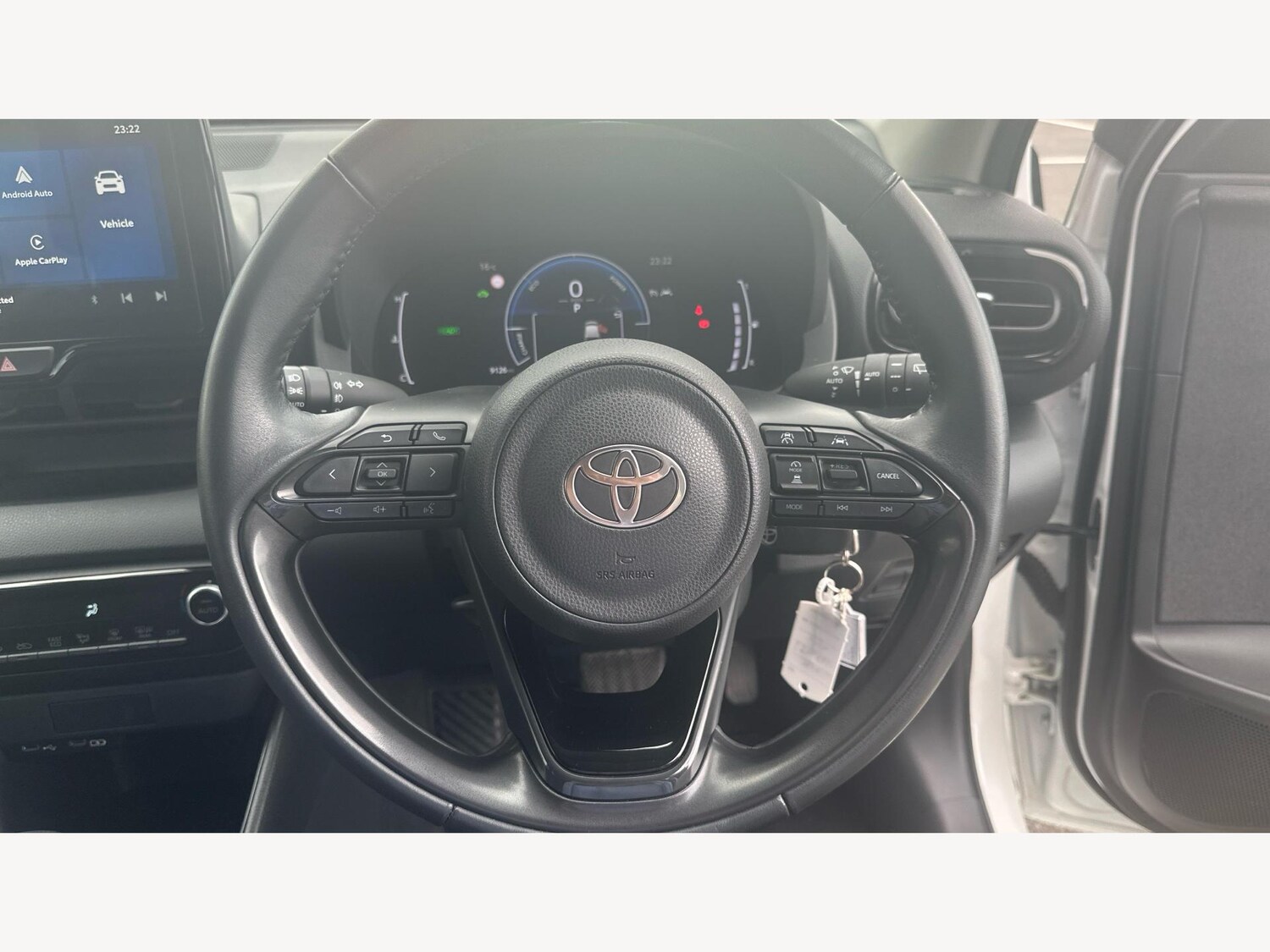 Used Toyota Yaris for sale - 76633939: Photo 10
