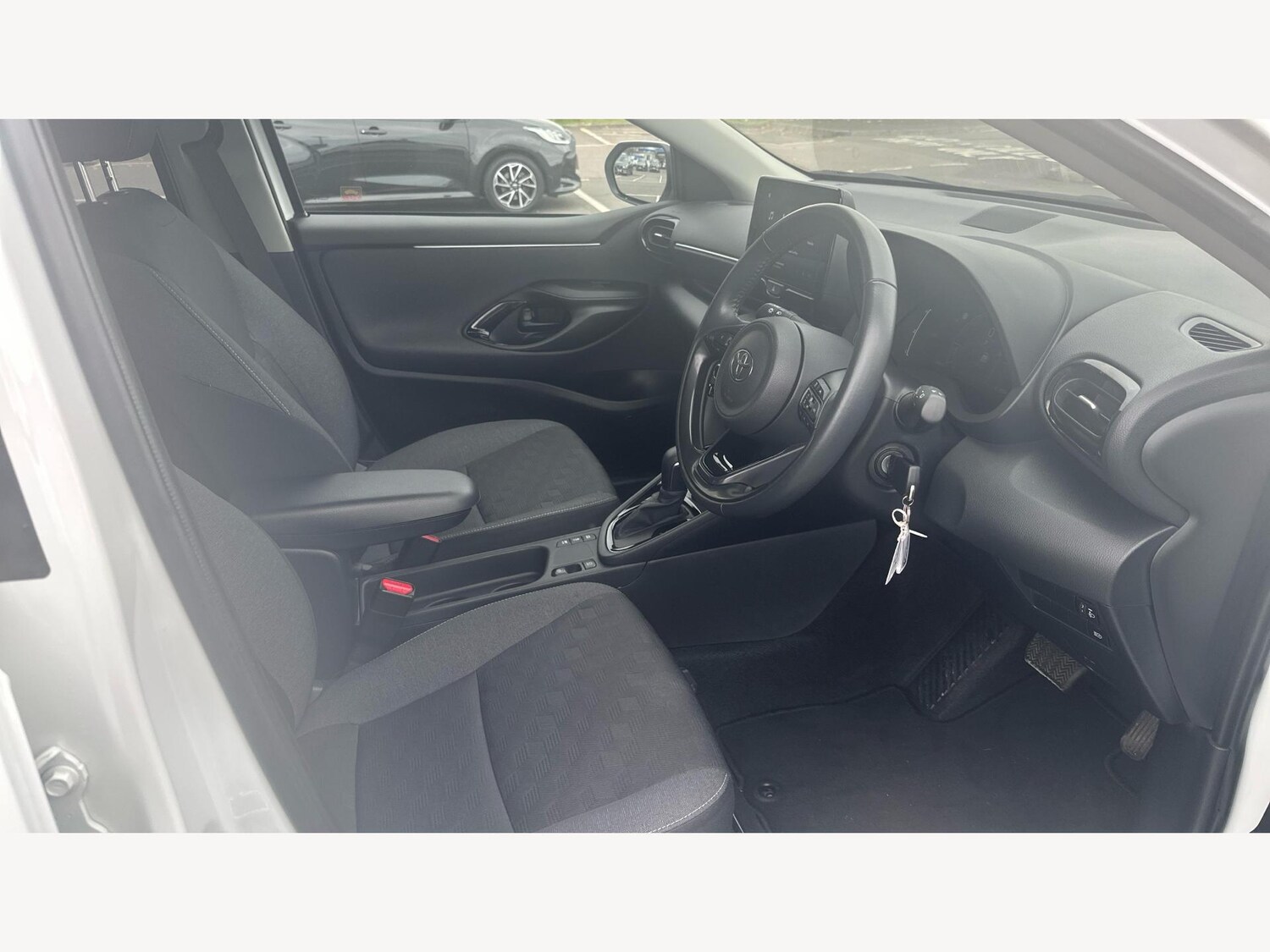 Used Toyota Yaris for sale - 76633939: Photo 13