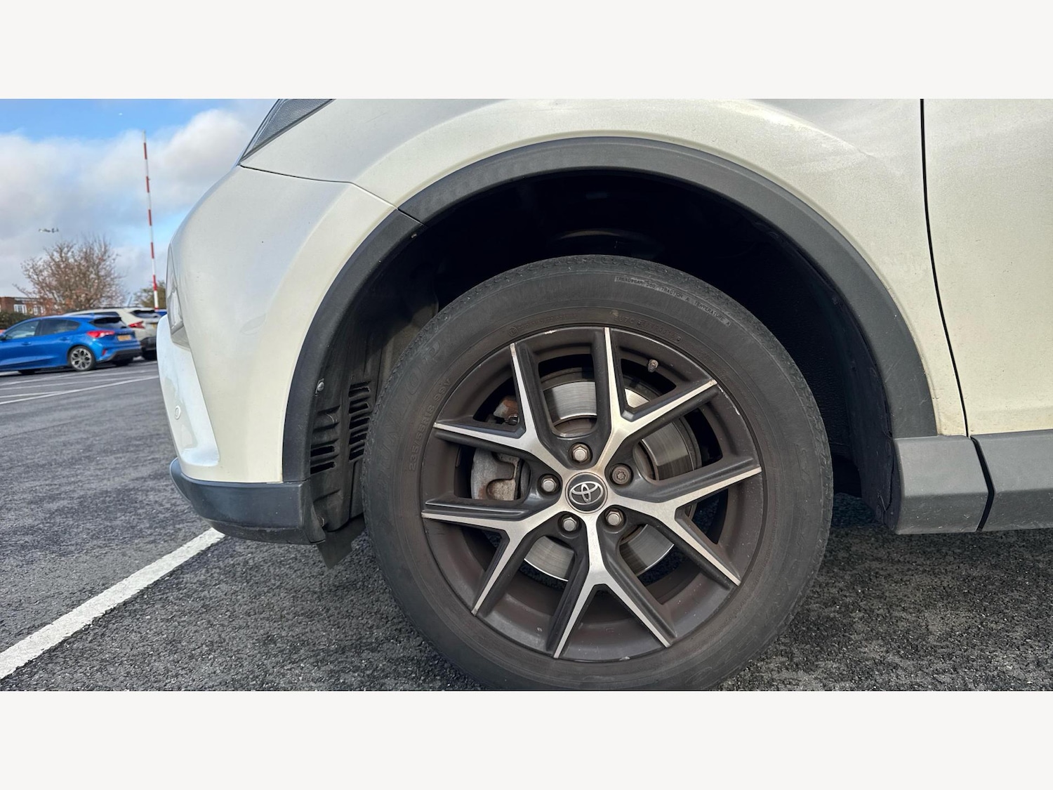 Used Toyota RAV4 2017 for sale - 76633999: Photo 20