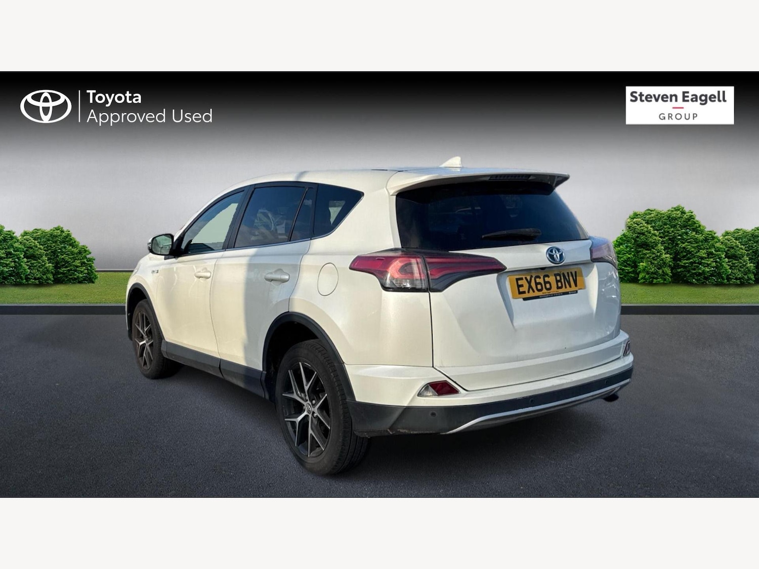 Used Toyota RAV4 2017 for sale - 76633999: Photo 6