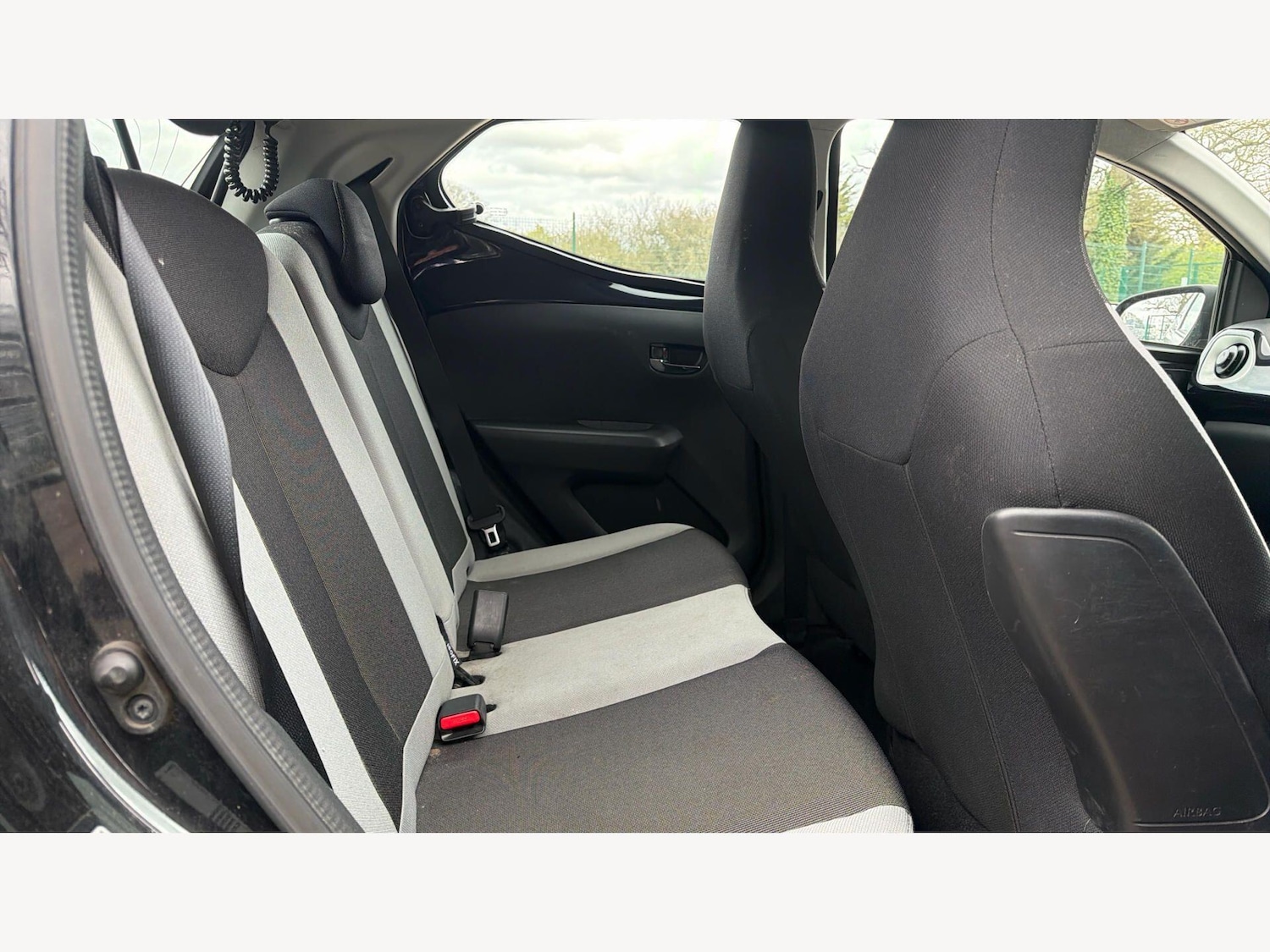 Used Toyota AYGO 2015 for sale - 78007231: Photo 14