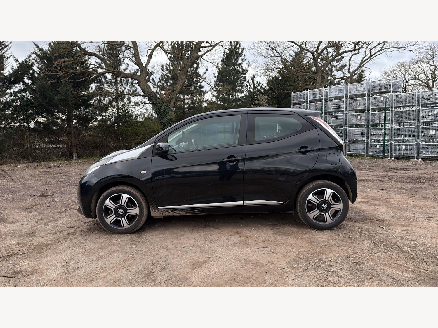 Used Toyota AYGO 2015 for sale - 78007231: Photo 19