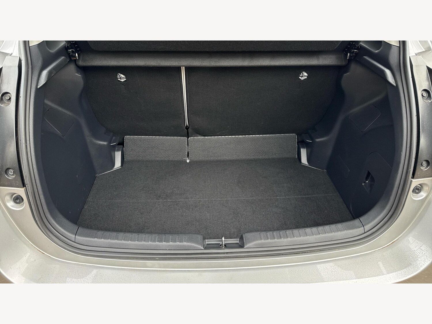 Used Toyota Yaris 2023 for sale - 76315084: Photo 16