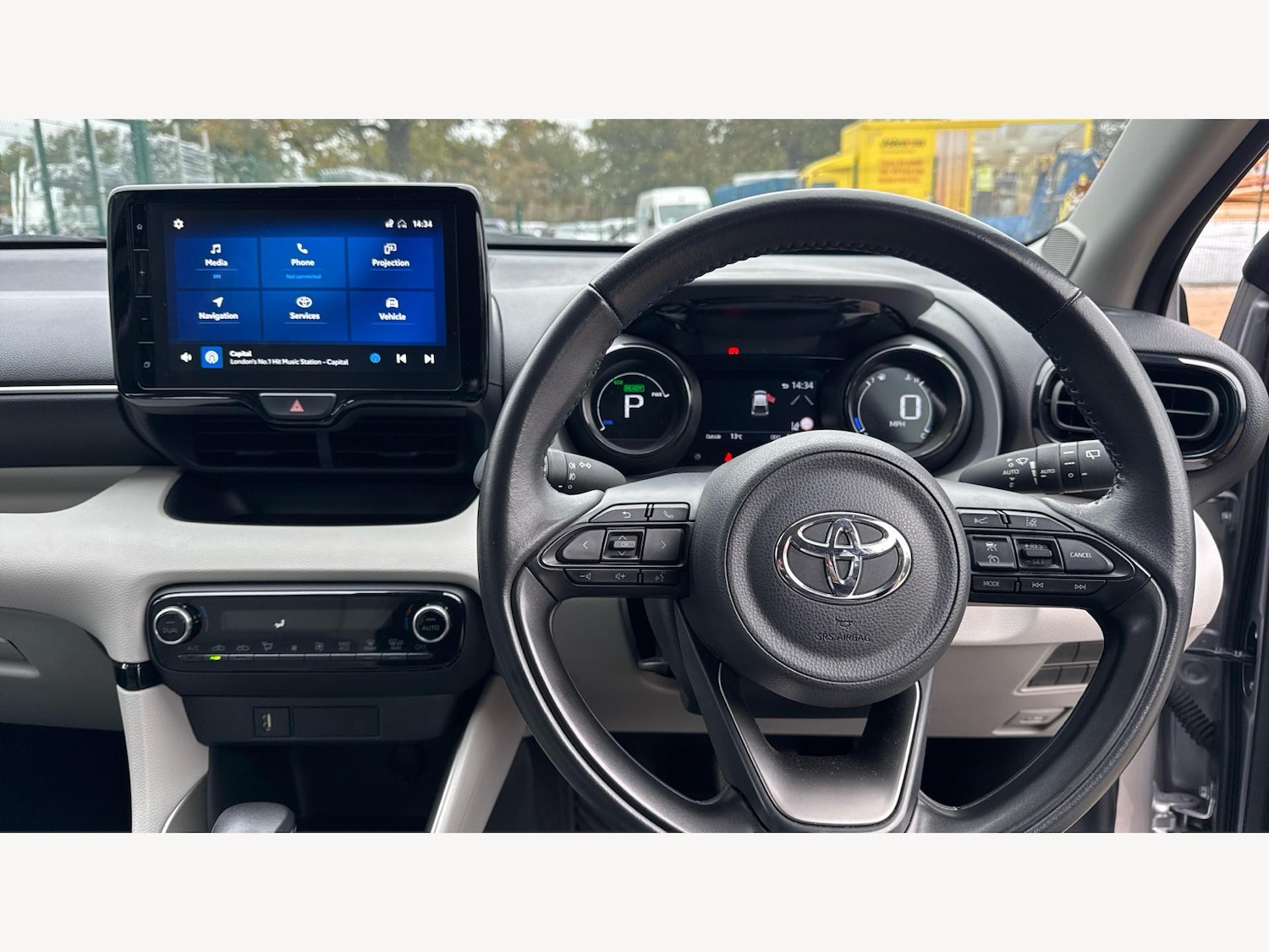 Used Toyota Yaris 2023 for sale - 76315084: Photo 8