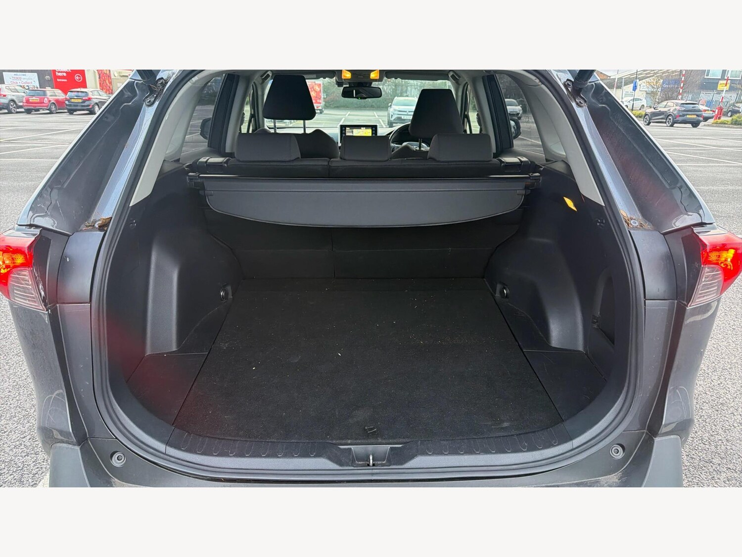 Used Toyota RAV4 2020 for sale - 77510953: Photo 16