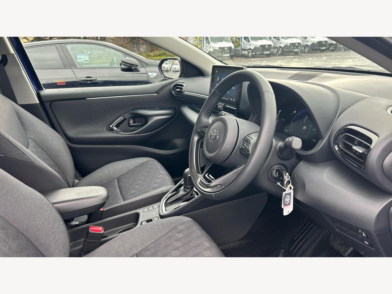 Used Toyota Yaris for sale - 77537230: Photo 13