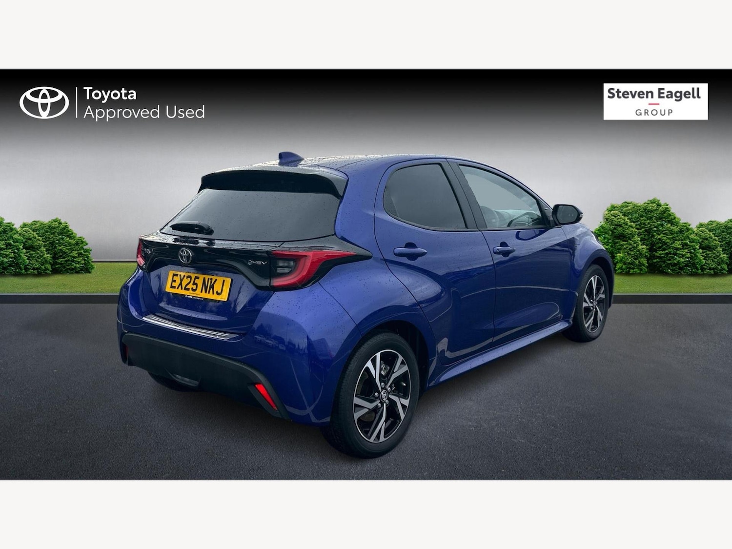 Used Toyota Yaris for sale - 77537230: Photo 2