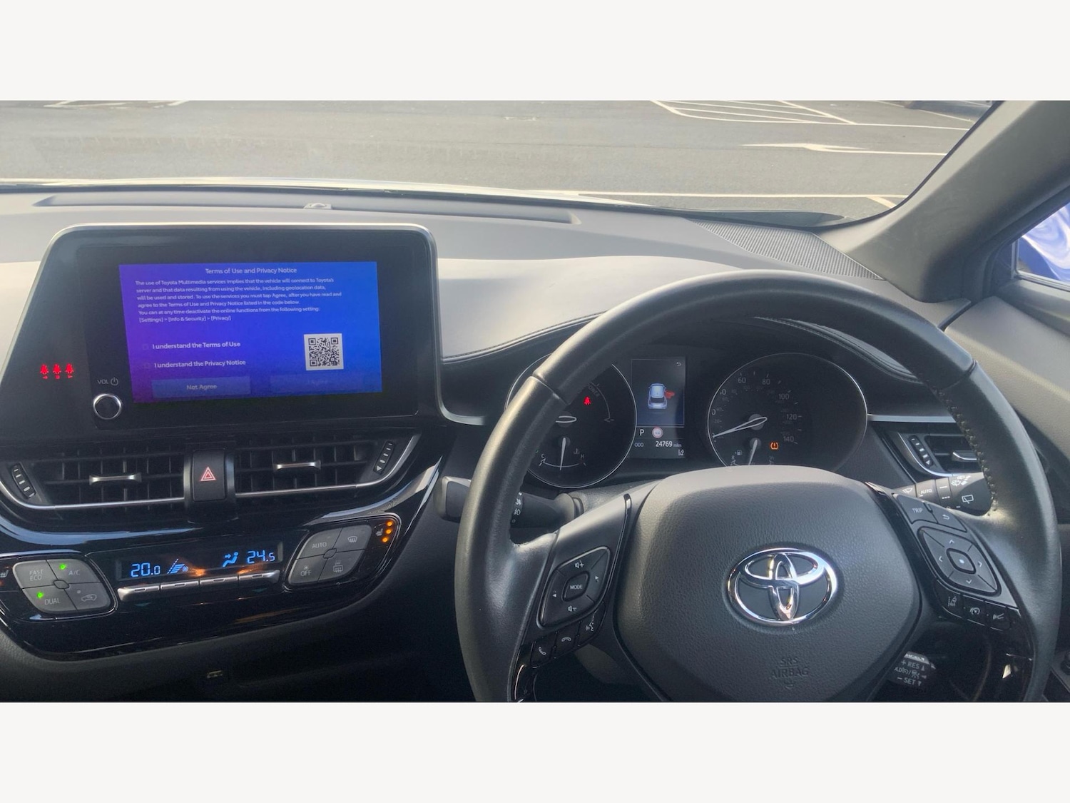 Used Toyota C-HR 2023 for sale - 76825010: Photo 8