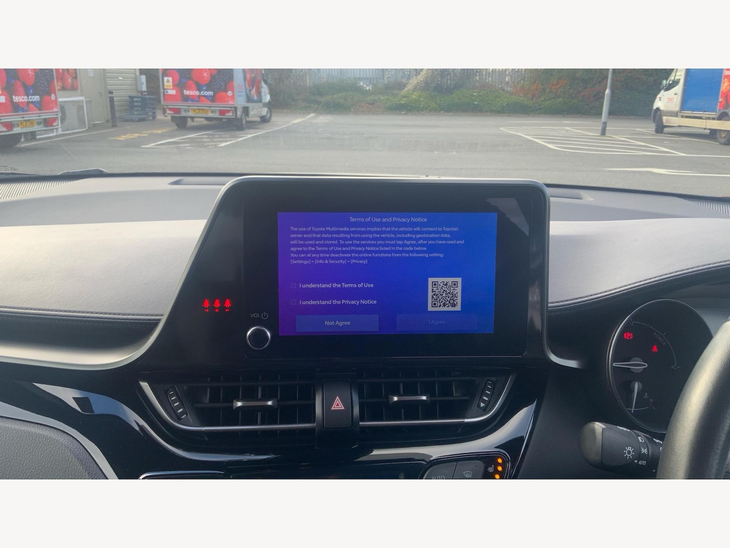 Used Toyota C-HR 2023 for sale - 76825010: Photo 9