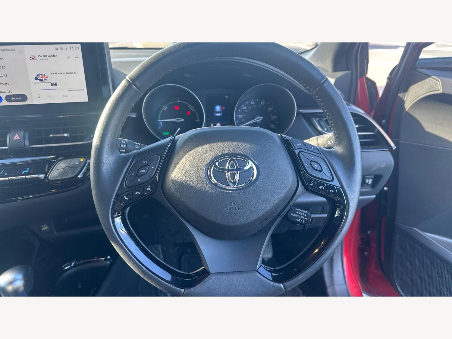 Used Toyota C-HR 2023 for sale - 77783129: Photo 10