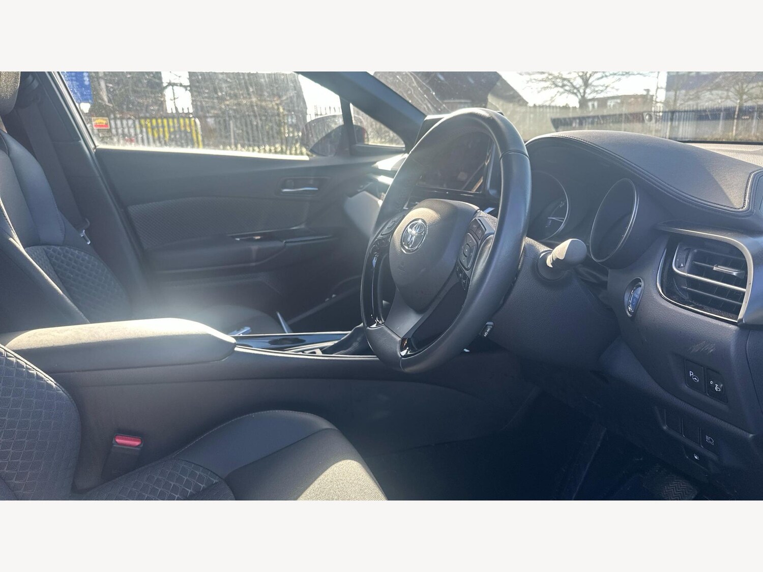 Used Toyota C-HR 2023 for sale - 77783129: Photo 13
