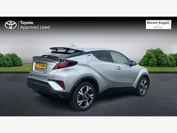 Used Toyota C-HR 2023 for sale - 79292108: Photo