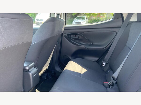 Used Toyota Yaris 2022 for sale - 74704653: Photo 15