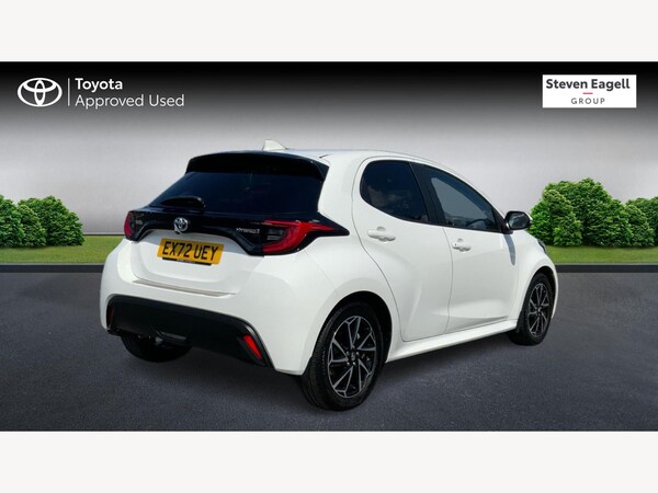 Used Toyota Yaris 2022 for sale - 74704653: Photo 2