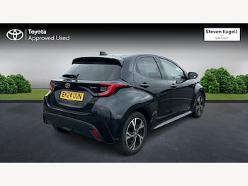 Used Toyota Yaris 2024 for sale - 78772504: Photo