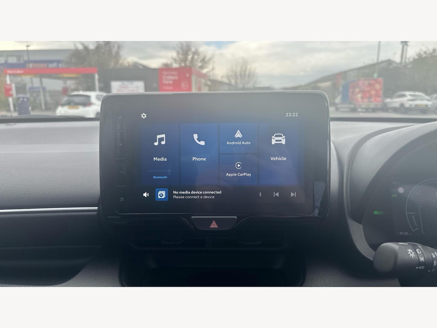 Used Toyota Yaris 2024 for sale - 76850522: Photo 9