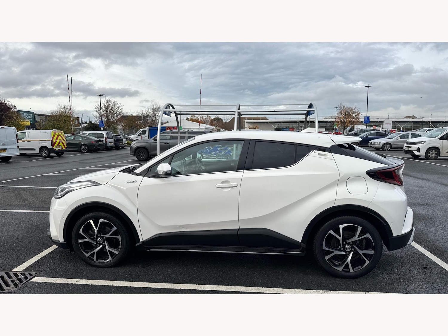 Used Toyota C-HR 2020 for sale - 76521935: Photo 19