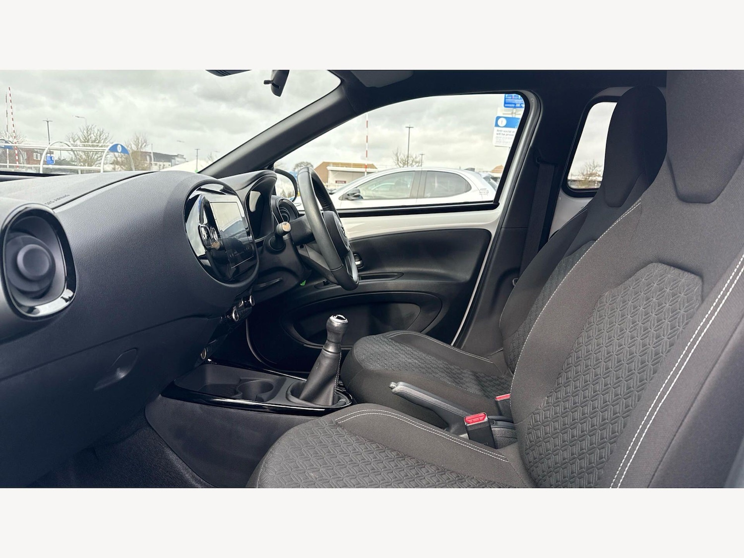 Used Toyota Aygo X for sale - 78006341: Photo 12