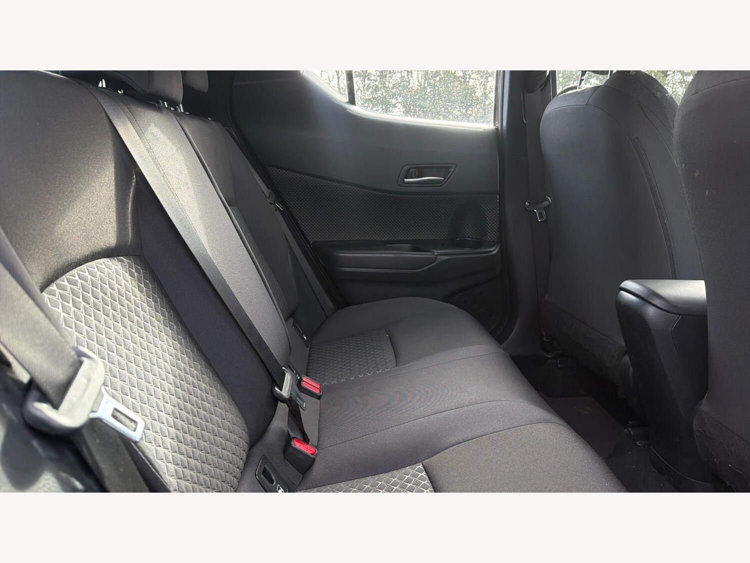 Used Toyota C-HR for sale - 77940394: Photo 14