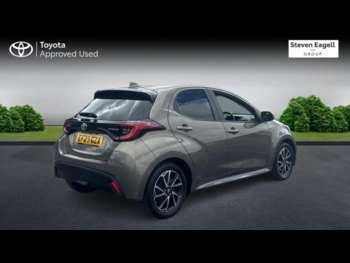 Used Toyota Yaris 2023 for sale - 74704731: Photo