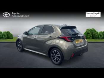 Used Toyota Yaris 2023 for sale - 74704731: Photo