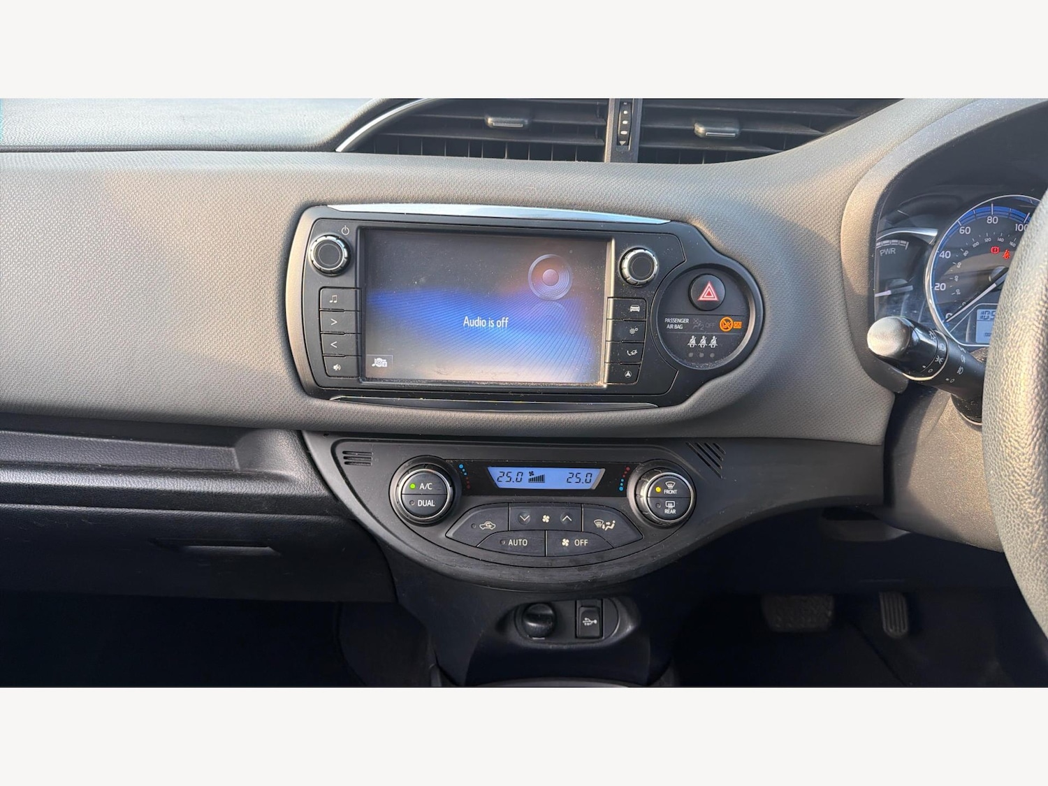 Used Toyota Yaris 2014 for sale - 77175228: Photo 9
