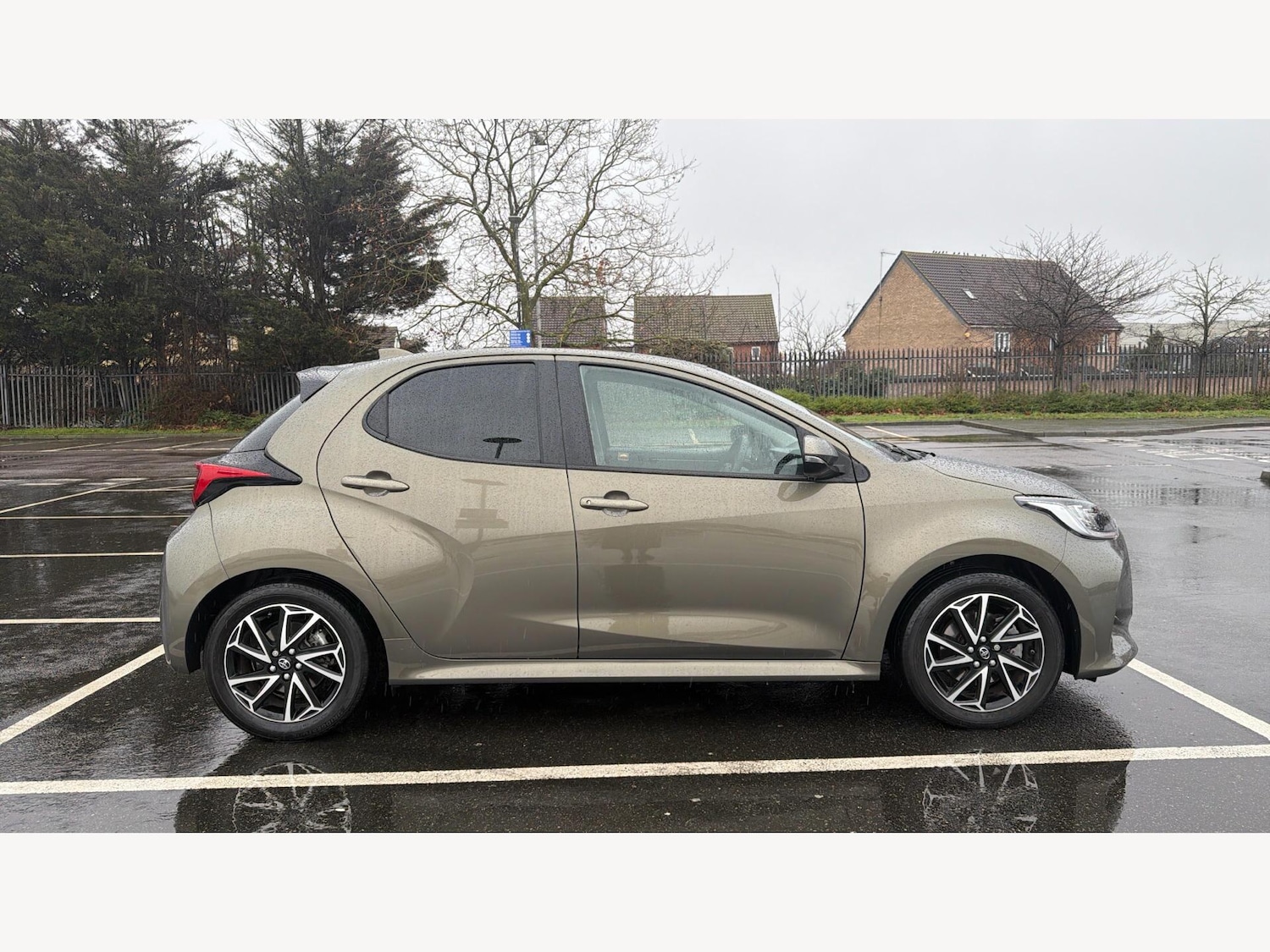 Used Toyota Yaris for sale - 77190976: Photo 18