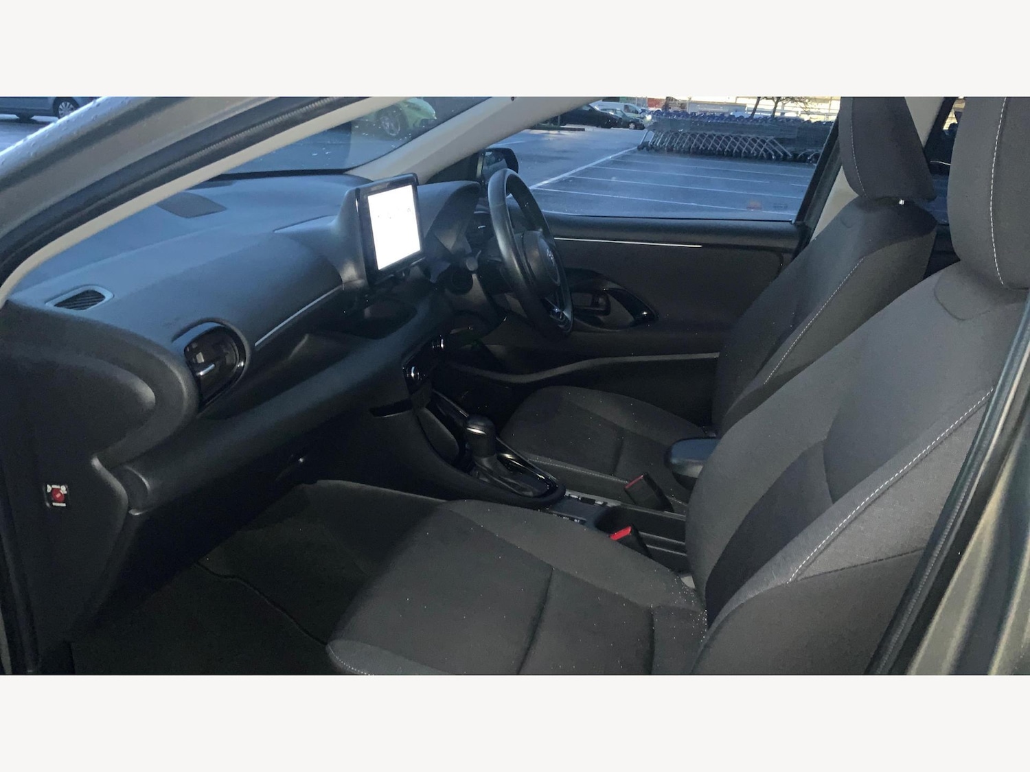 Used Toyota Yaris 2024 for sale - 77351354: Photo 12