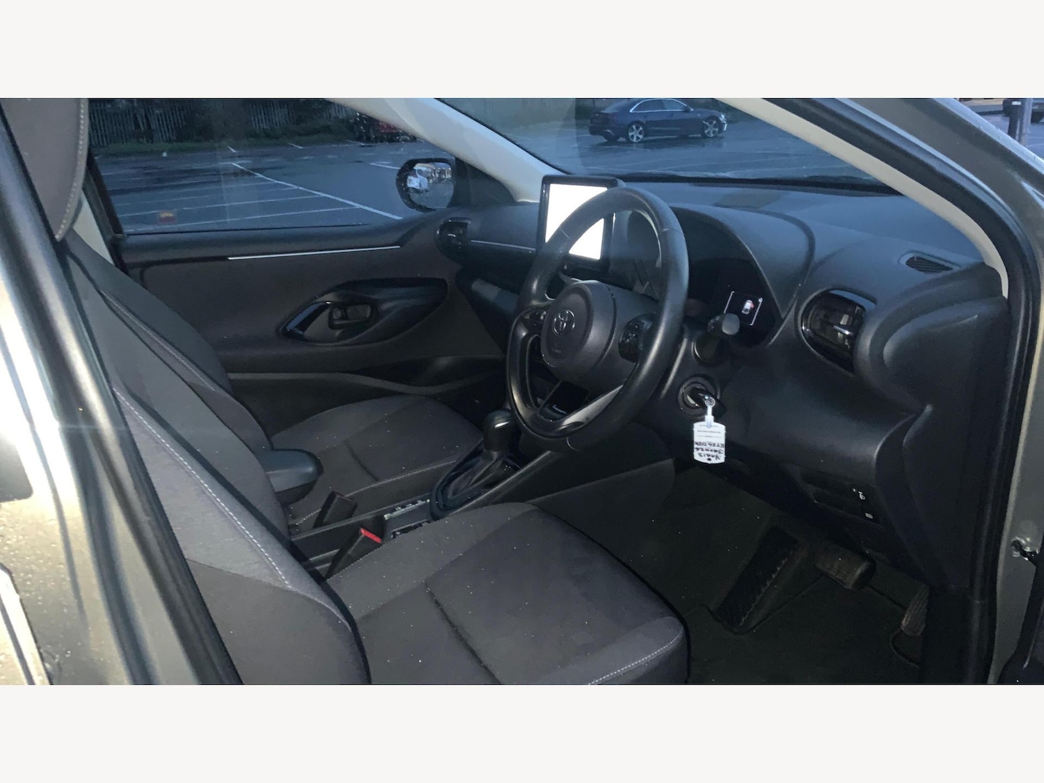 Used Toyota Yaris 2024 for sale - 77351354: Photo 13