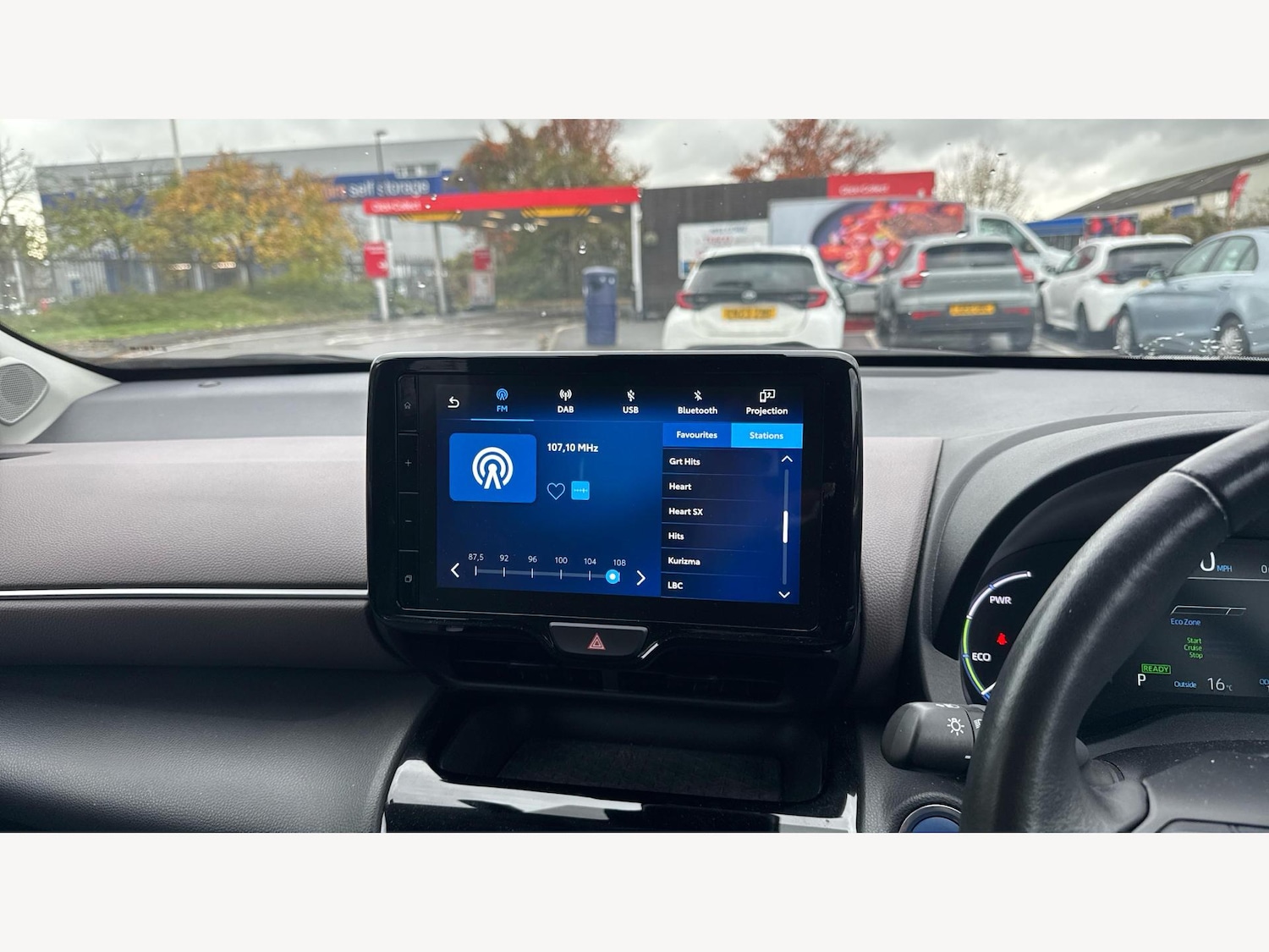 Used Toyota Yaris Cross 2022 for sale - 76521842: Photo 9