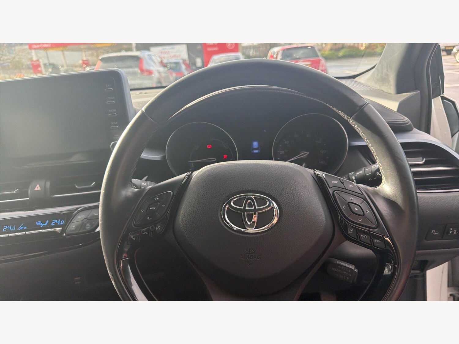 Used Toyota C-HR for sale - 77395974: Photo 11