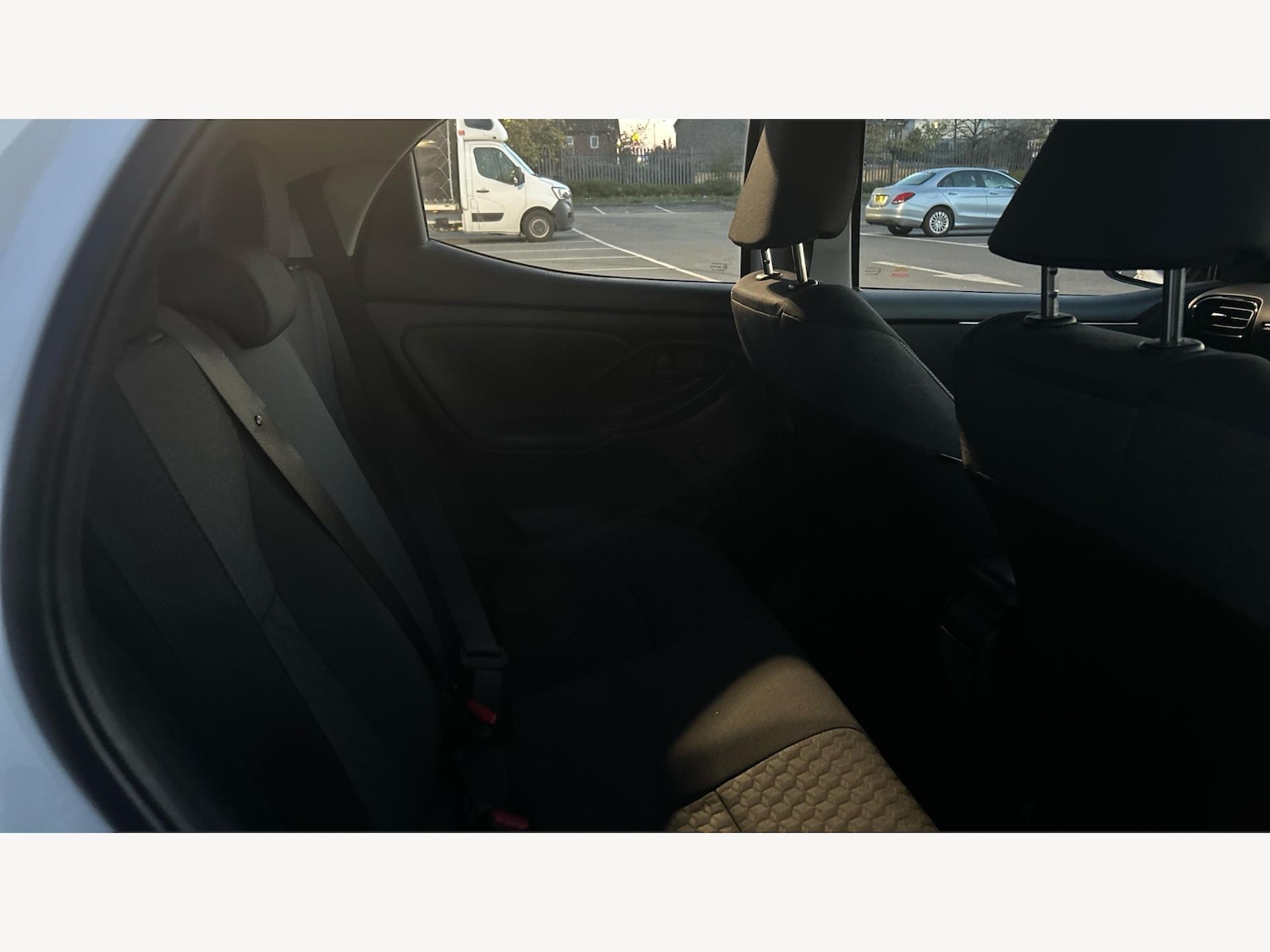 Used Toyota Yaris 2023 for sale - 76671428: Photo 15