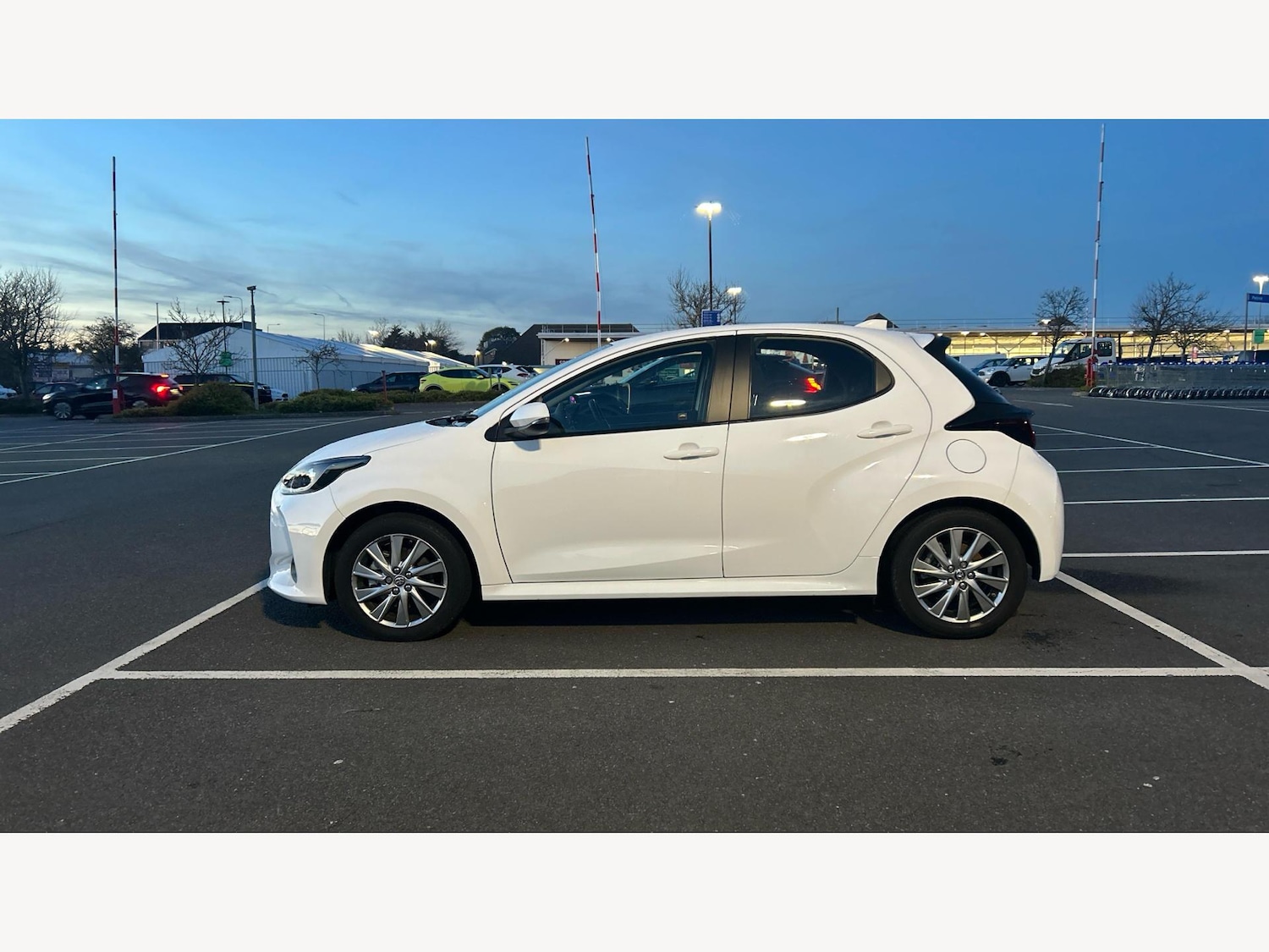 Used Toyota Yaris 2023 for sale - 76671428: Photo 19