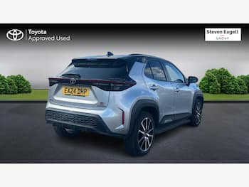 Used Toyota Yaris Cross 2024 for sale - 79711558: Photo