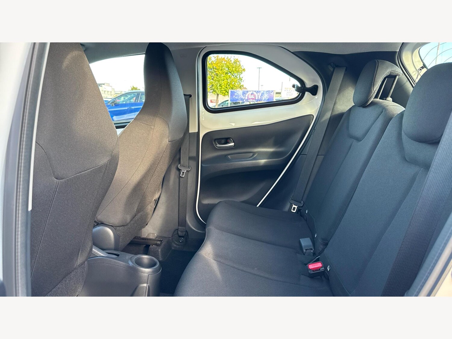 Used Toyota Aygo X 2023 for sale - 76314933: Photo 15