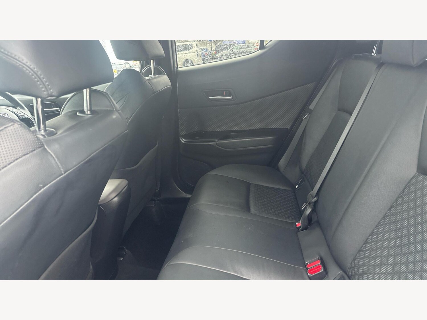 Used Toyota C-HR for sale - 77783667: Photo 15