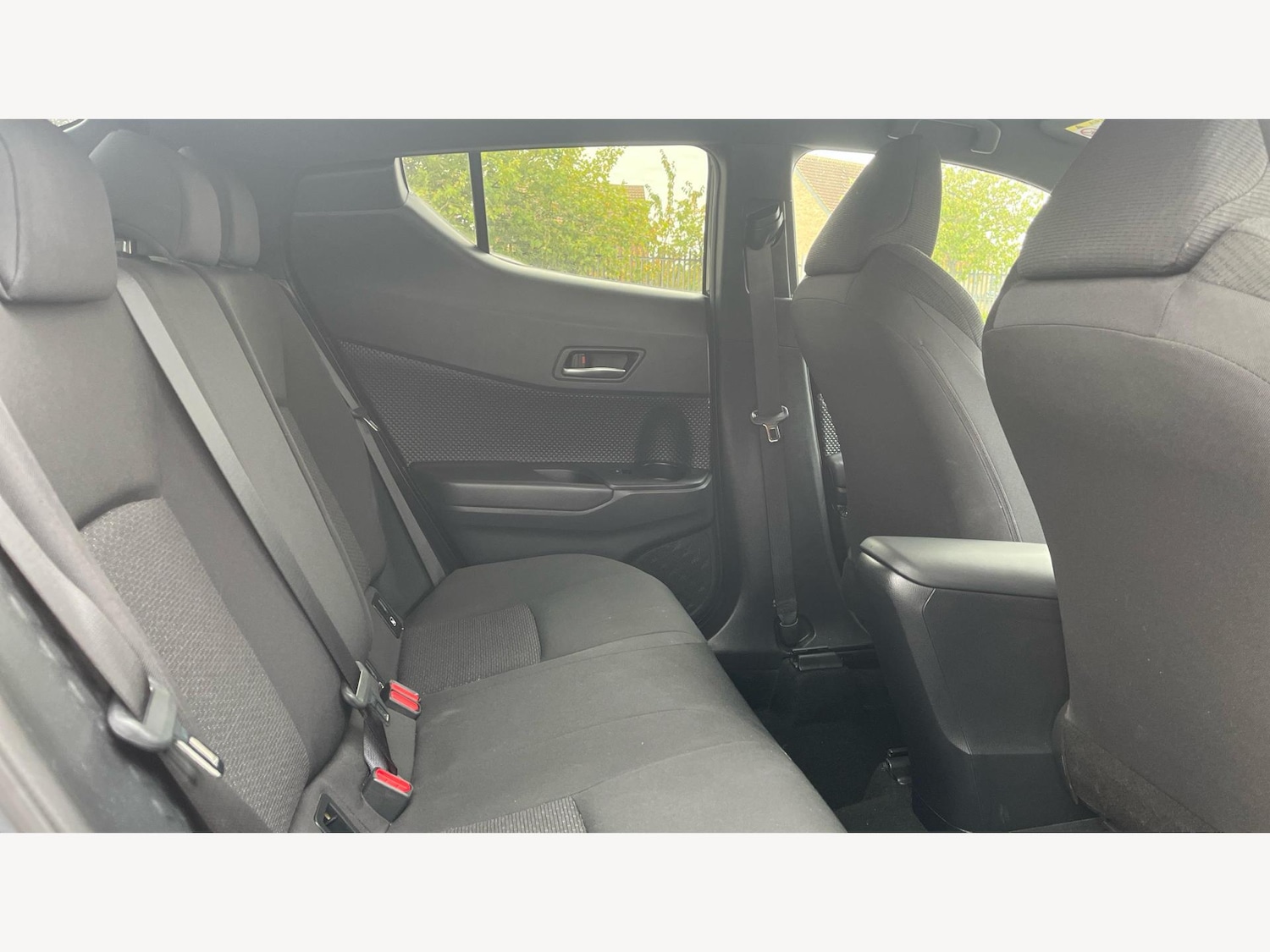 Used Toyota C-HR 2019 for sale - 76349286: Photo 14